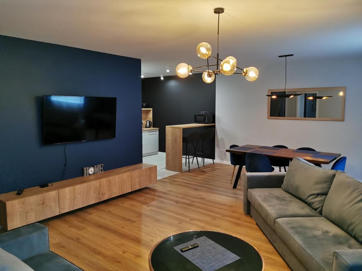 Lesny Apartament Nad Zalewem キェルツェ エクステリア 写真