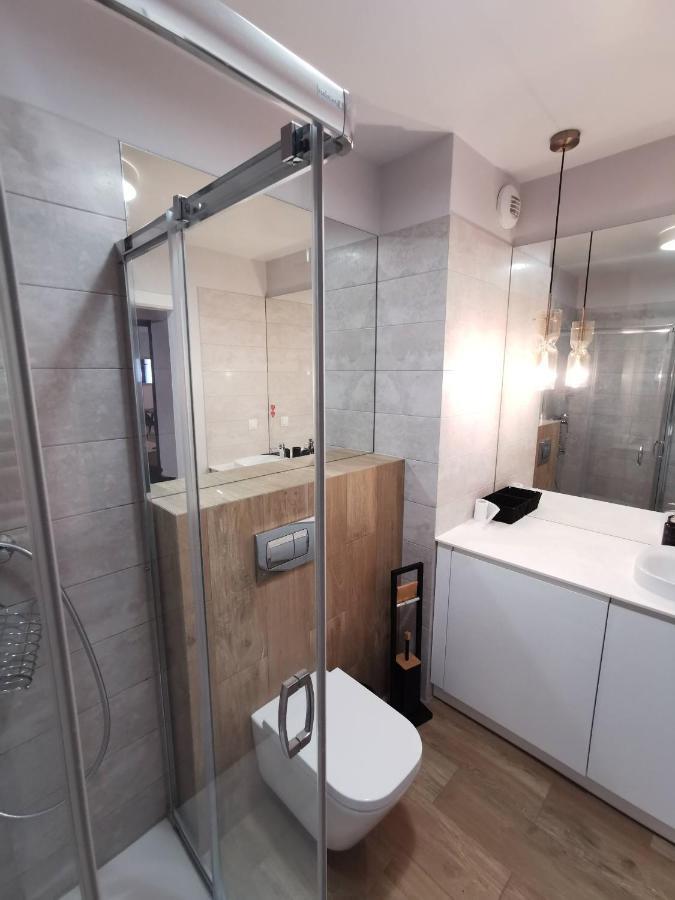 Lesny Apartament Nad Zalewem キェルツェ エクステリア 写真