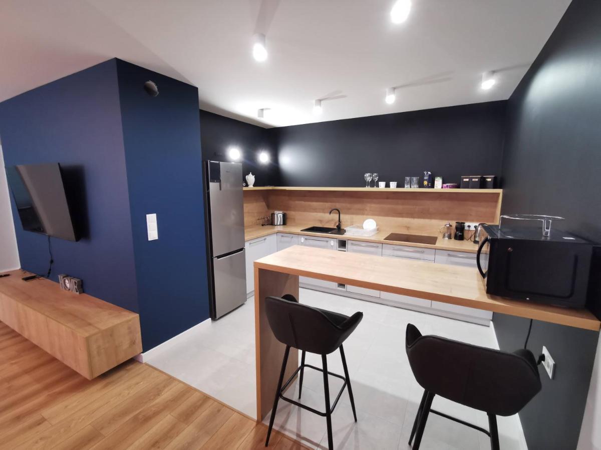 Lesny Apartament Nad Zalewem キェルツェ エクステリア 写真