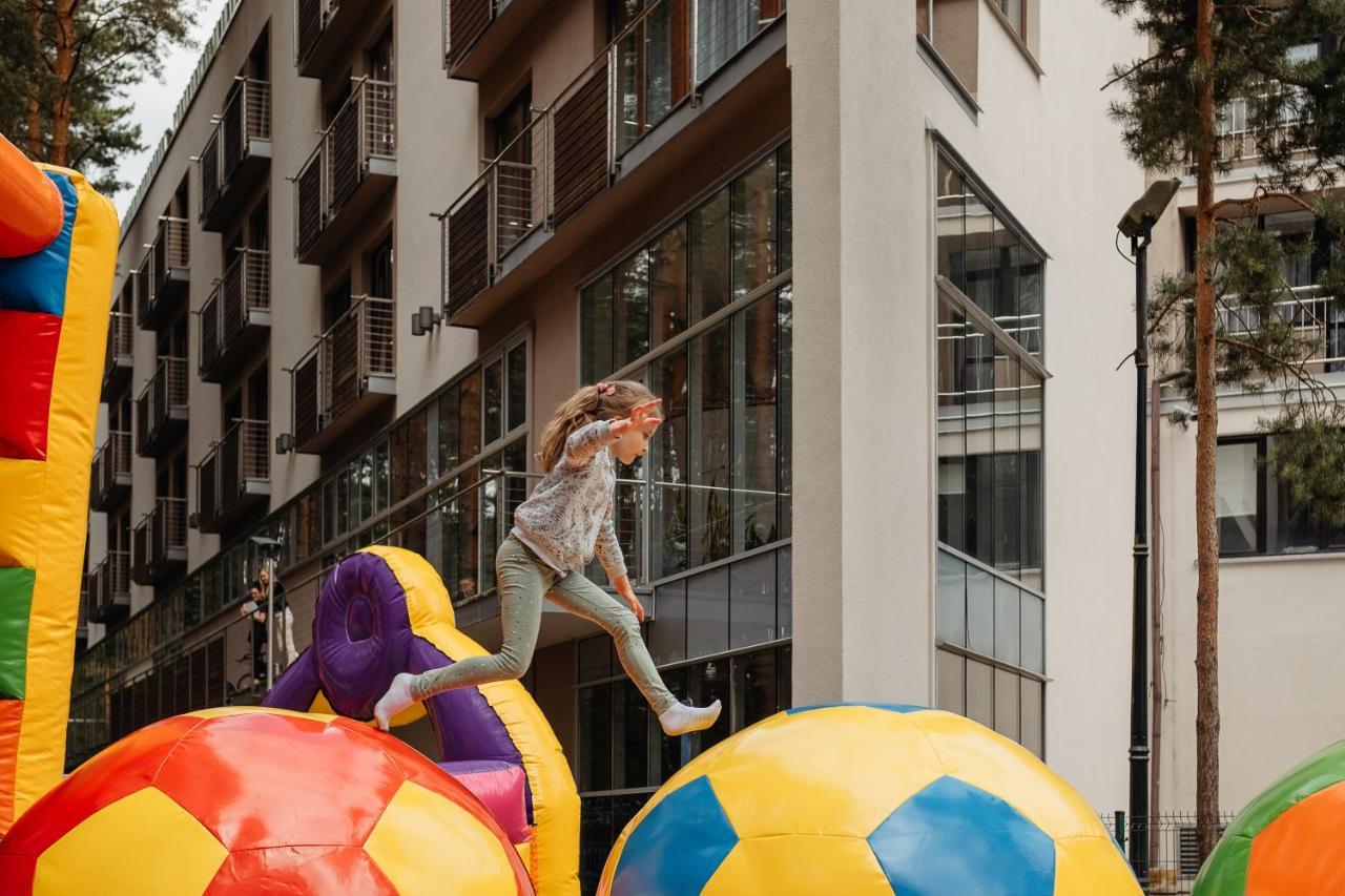 Lesny Apartament Nad Zalewem キェルツェ エクステリア 写真